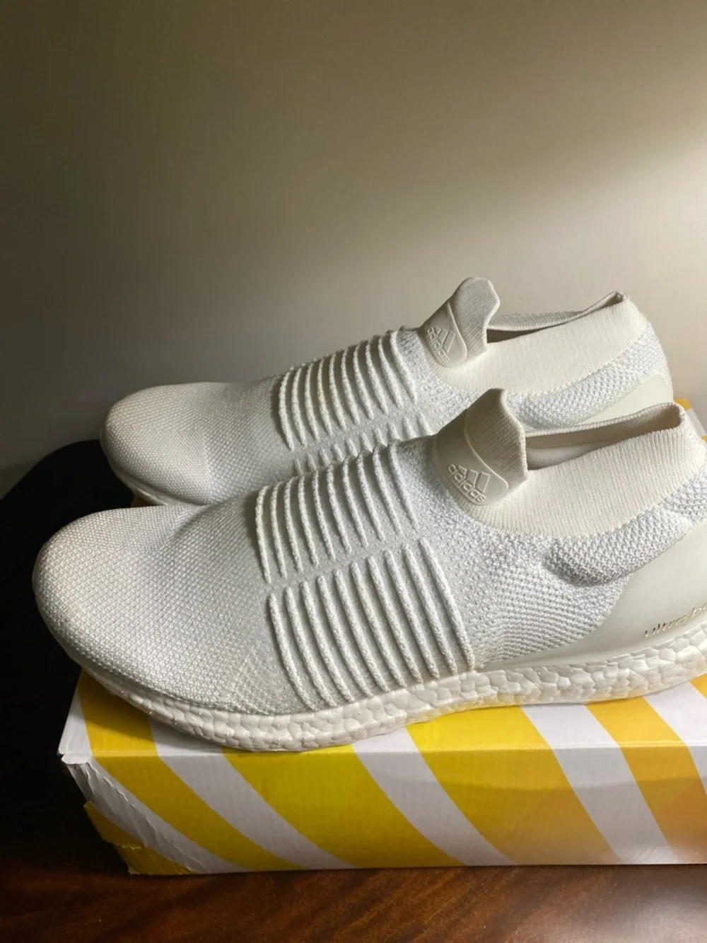 adidas White Slip-On Knit Ribbed Sneakers. Ultra Boost - Picture 4 of 11
